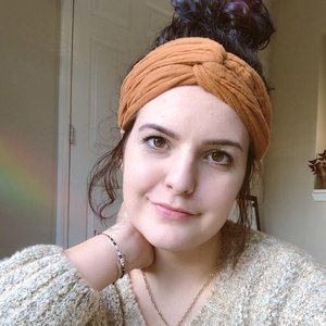 Meet your Posher, Lisa